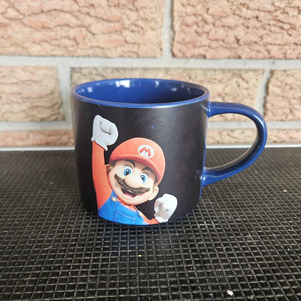 Zak Designs Color Change 15oz Modern Mug, The Super Mario Bros
